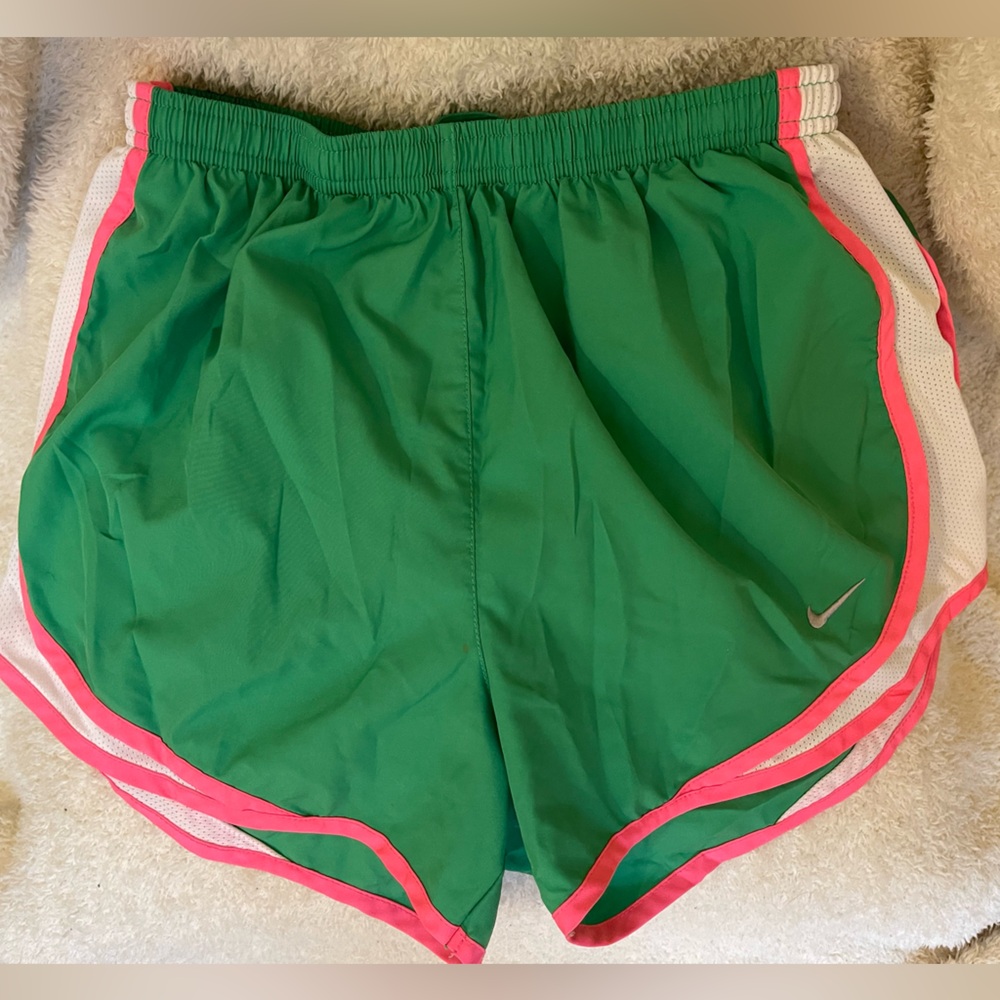 Women’s Green Pink Nike Shorts Athletic Wear Size Small